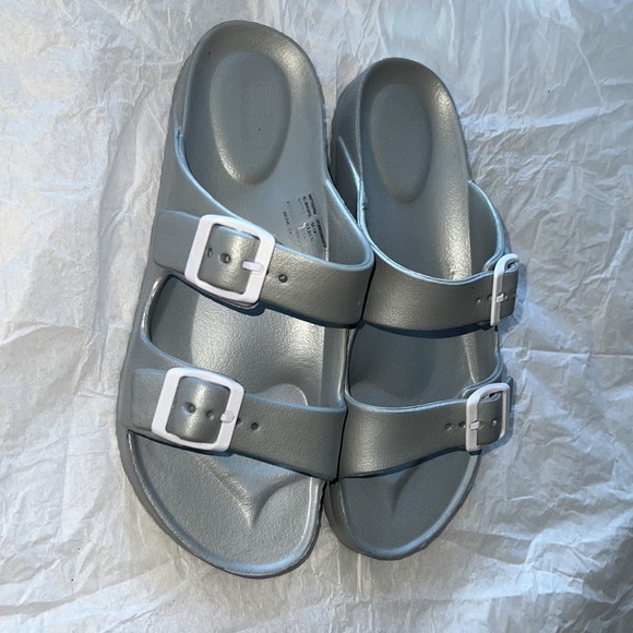 Big Kids Slides (Gray)- BRAND NEW!!! - Picture 4 of 8